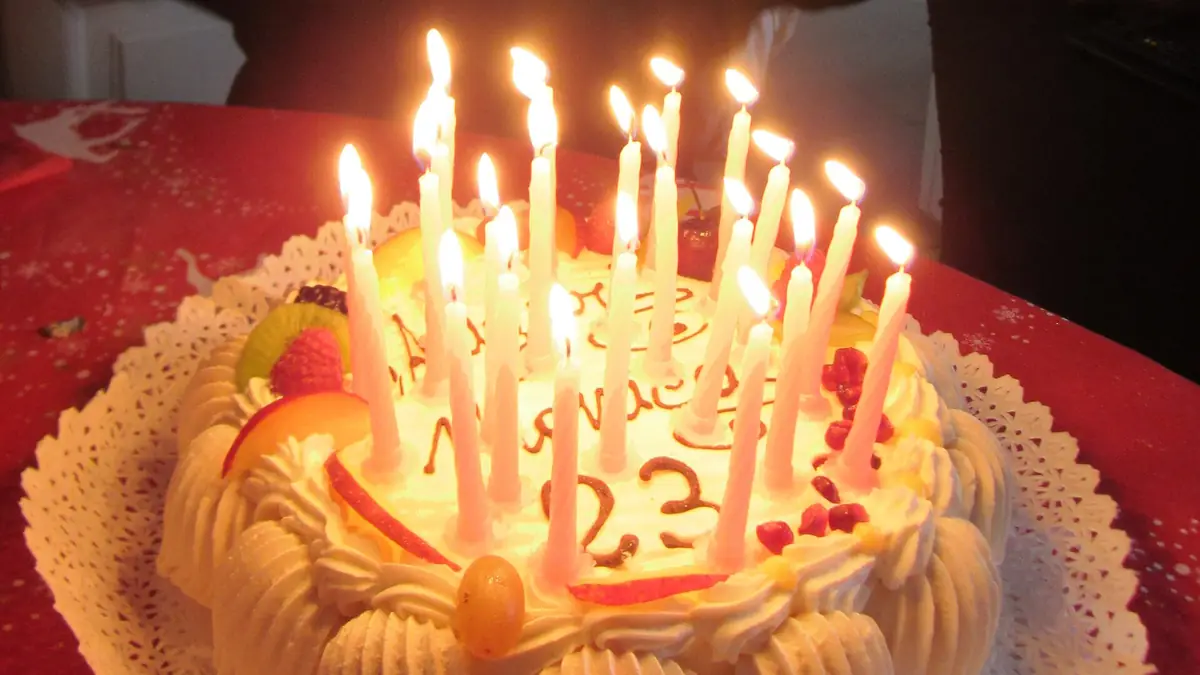 יום הולדת 30, 40, 50: איך חוגגים לחבר שיש לו כבר הכול
